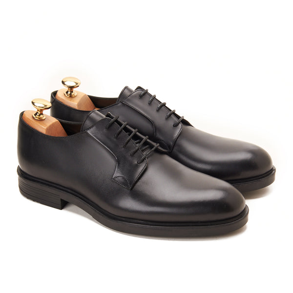 Derby Wing Plain